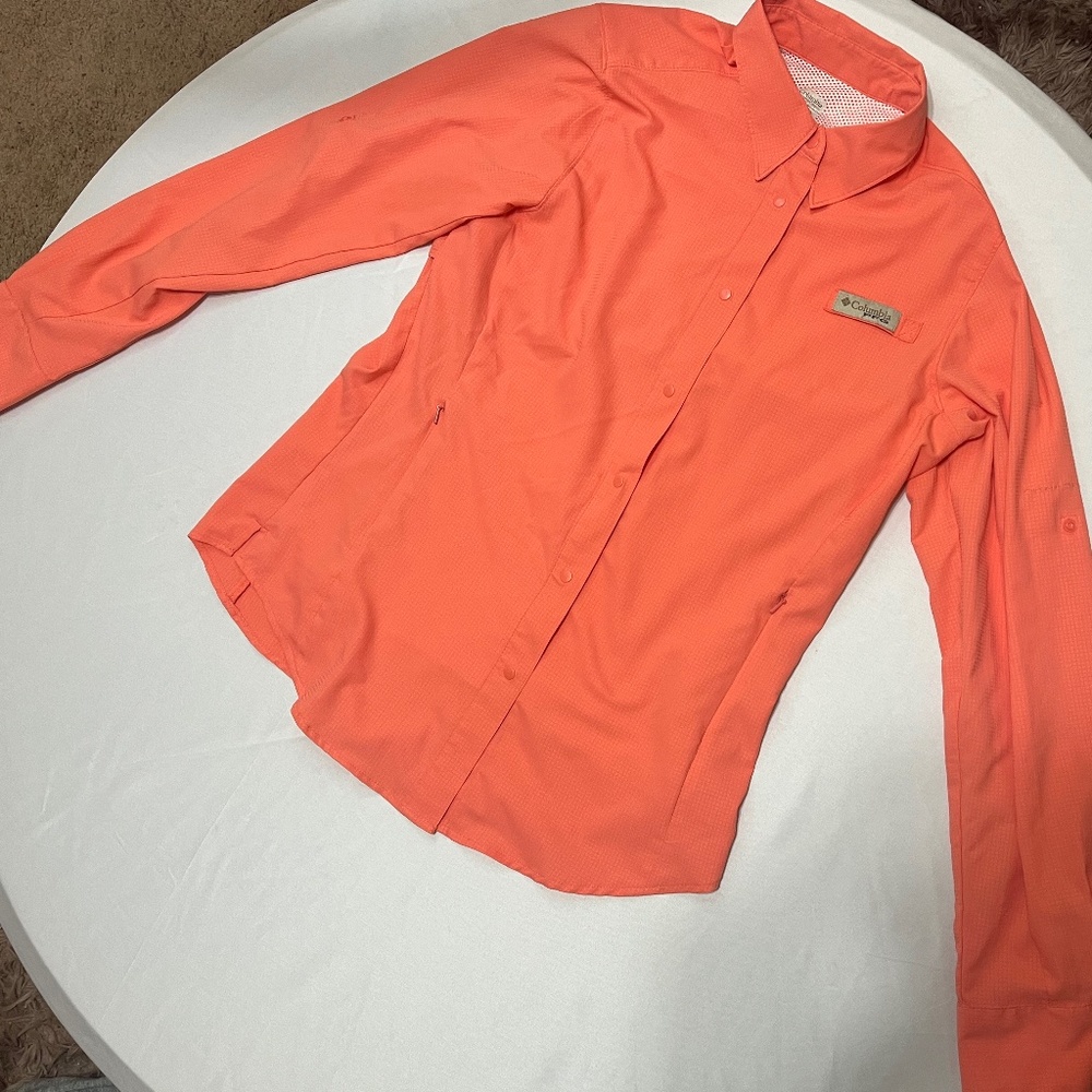 Columbia coral button up fishing edition